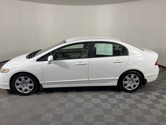 Used 2011 Honda Civic LX with VIN 19XFA1F50BE029878 for sale in Shakopee, Minnesota