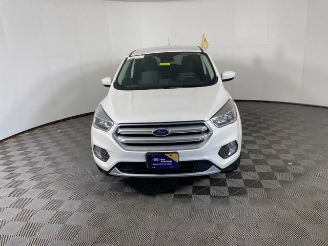 Used 2019 Ford Escape SE with VIN 1FMCU9GD7KUB61158 for sale in Shakopee, Minnesota
