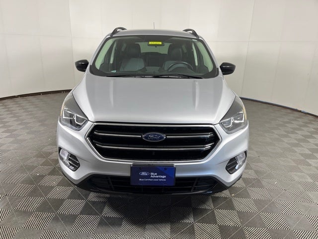Used 2019 Ford Escape SE with VIN 1FMCU9GD8KUA80749 for sale in Shakopee, Minnesota