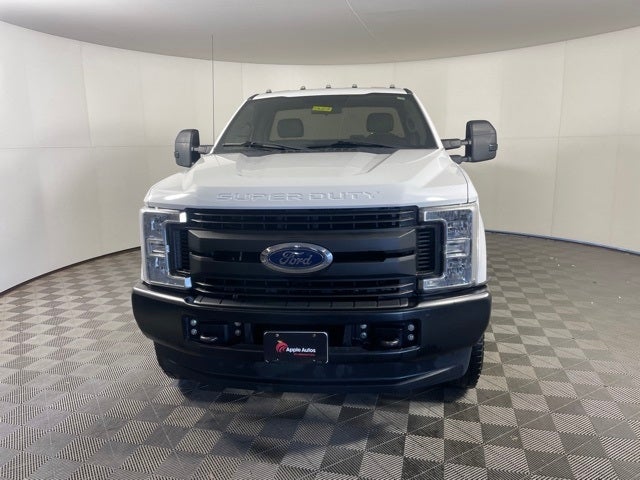 Used 2018 Ford F-250 Super Duty XL with VIN 1FTBF2B61JEB98192 for sale in Shakopee, Minnesota