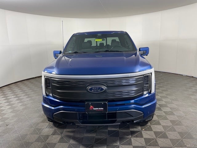 Used 2022 Ford F-150 Lightning Lariat with VIN 1FTVW1EV9NWG04164 for sale in Shakopee, Minnesota