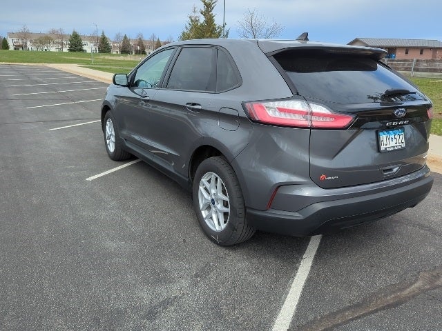 Used 2021 Ford Edge SE with VIN 2FMPK4G92MBA24336 for sale in Shakopee, Minnesota