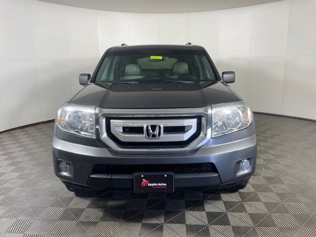 Used 2011 Honda Pilot EX-L with VIN 5FNYF4H65BB033047 for sale in Shakopee, Minnesota