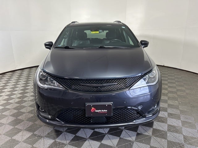 Certified 2020 Chrysler Pacifica AWD LAUNCH EDITION with VIN 2C4RC3BG8LR270856 for sale in Shakopee, Minnesota